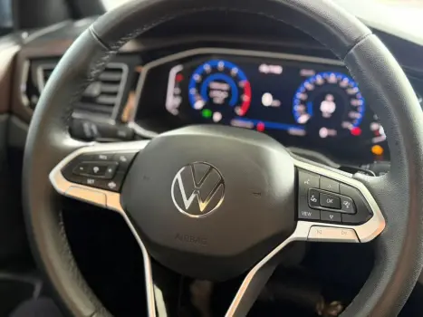 VOLKSWAGEN Virtus 1.0 4P 200 TSI FLEX HIGHLINE AUTOM�TICO, Foto 21