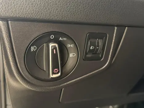 VOLKSWAGEN Virtus 1.0 4P 200 TSI FLEX HIGHLINE AUTOM�TICO, Foto 22