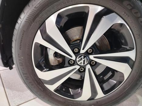 VOLKSWAGEN Virtus 1.0 4P 200 TSI FLEX COMFORTLINE AUTOM�TICO, Foto 9