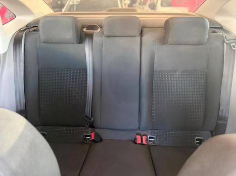VOLKSWAGEN Virtus 1.0 4P 200 TSI FLEX COMFORTLINE AUTOM�TICO, Foto 11