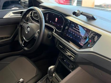 VOLKSWAGEN Virtus 1.0 4P 200 TSI FLEX HIGHLINE AUTOM�TICO, Foto 17