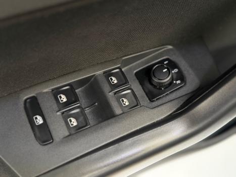 VOLKSWAGEN Virtus 1.0 4P 200 TSI FLEX COMFORTLINE AUTOM�TICO, Foto 21