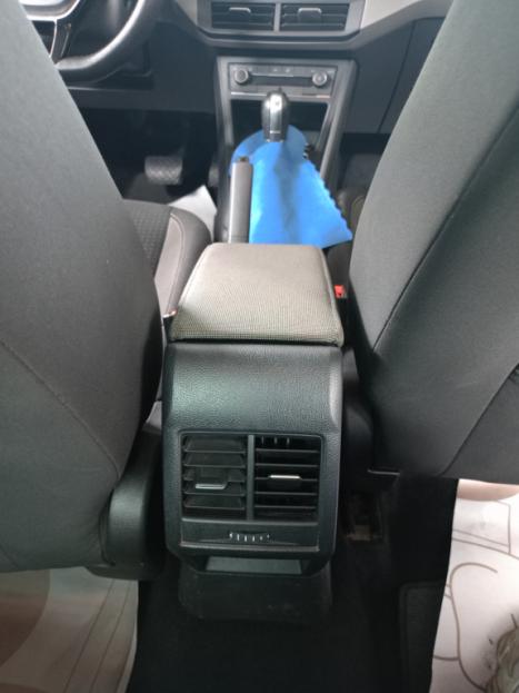 VOLKSWAGEN Virtus 1.0 4P 200 TSI FLEX COMFORTLINE AUTOM�TICO, Foto 13