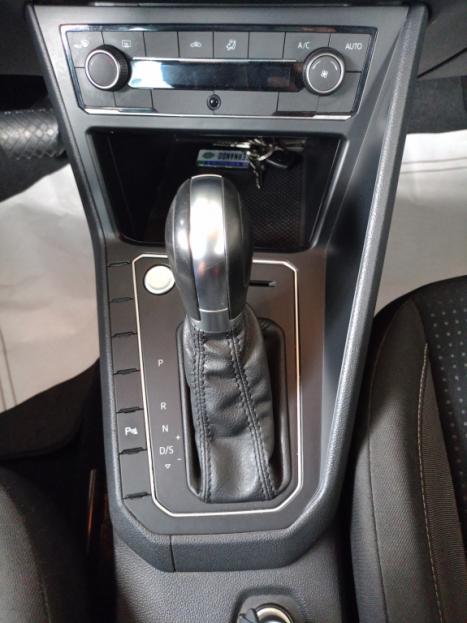 VOLKSWAGEN Virtus 1.0 4P 200 TSI FLEX COMFORTLINE AUTOM�TICO, Foto 12