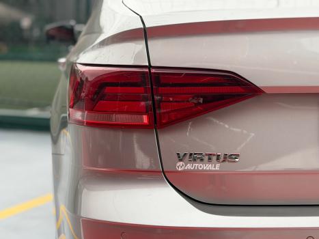 VOLKSWAGEN Virtus 1.0 4P 200 TSI FLEX COMFORTLINE AUTOMÁTICO, Foto 5