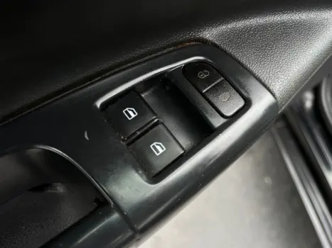 VOLKSWAGEN Voyage 1.6 4P FLEX TREND I-MOTION AUTOMATIZADO, Foto 10 VOLKSWAGEN Voyage 1.6 4P FLEX TREND I-MOTION AUTOMATIZADO, Foto 10