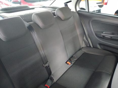 VOLKSWAGEN Voyage 1.0 4P FLEX, Foto 12