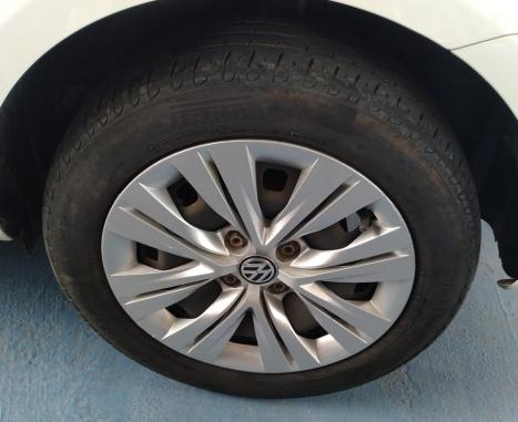 VOLKSWAGEN Voyage 1.0 4P FLEX, Foto 17