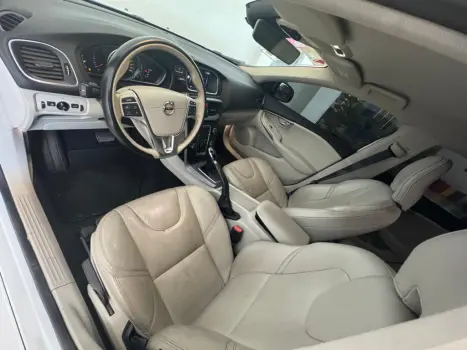 VOLVO V40 2.0 4P T4 KINETIC TURBO AUTOMTICO, Foto 8