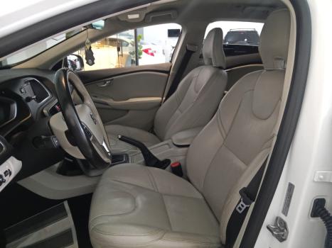 VOLVO V40 2.0 4P T4 KINETIC TURBO AUTOM�TICO, Foto 9