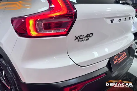 VOLVO XC40 2.0 16V 4P T5 TURBO MOMENTUM AWD GEARTRONIC AUTOMÁTICO, Foto 11 VOLVO XC40 2.0 16V 4P T5 TURBO MOMENTUM AWD GEARTRONIC AUTOMÁTICO, Foto 11