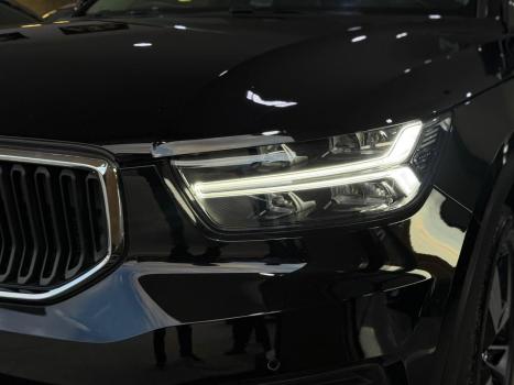 VOLVO XC40 2.0 16V 4P T5 TURBO MOMENTUM AWD GEARTRONIC AUTOM�TICO, Foto 5
