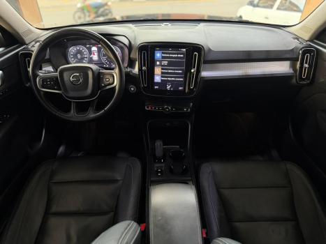 VOLVO XC40 2.0 16V 4P T5 TURBO MOMENTUM AWD GEARTRONIC AUTOM�TICO, Foto 20