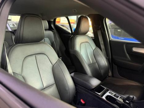 VOLVO XC40 2.0 16V 4P T5 TURBO MOMENTUM AWD GEARTRONIC AUTOM�TICO, Foto 24