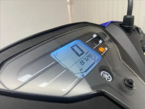 YAMAHA Fluo 125 , Foto 12