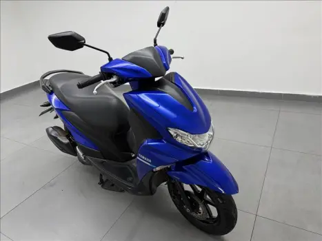 YAMAHA Fluo 125 ABS, Foto 1