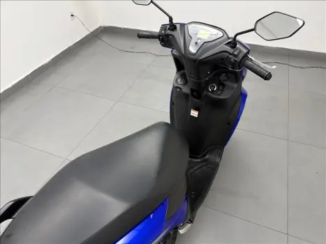 YAMAHA Fluo 125 ABS, Foto 10