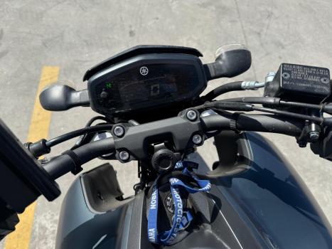 YAMAHA FZ 15 Fazer ABS, Foto 11