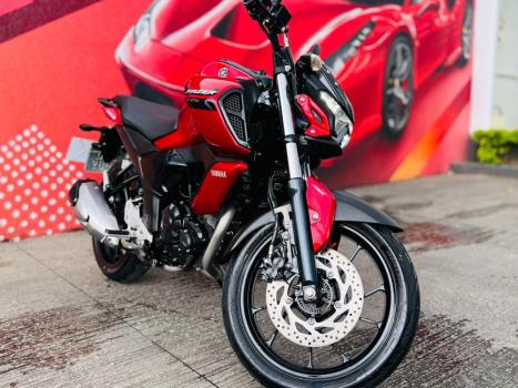 YAMAHA FZ 15 Fazer ABS, Foto 1