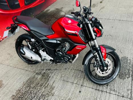 YAMAHA FZ 15 Fazer ABS, Foto 6