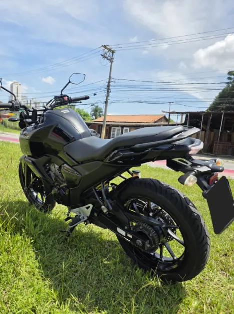 YAMAHA FZ 15 Fazer ABS, Foto 6