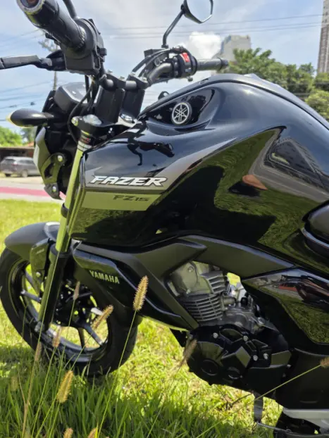 YAMAHA FZ 15 Fazer ABS, Foto 7