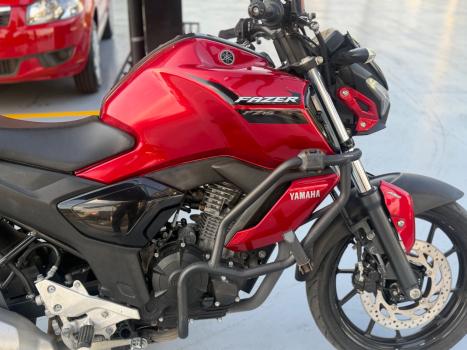 YAMAHA FZ 15 Fazer ABS, Foto 9