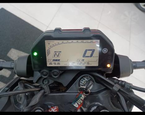 YAMAHA MT-03 300 ABS, Foto 5