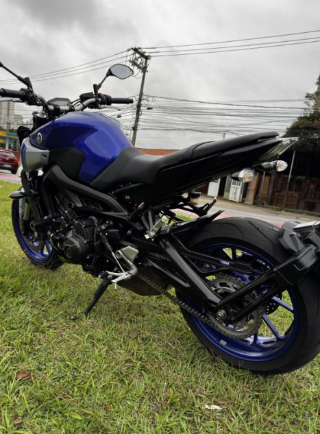 YAMAHA MT-09 850 ABS, Foto 6