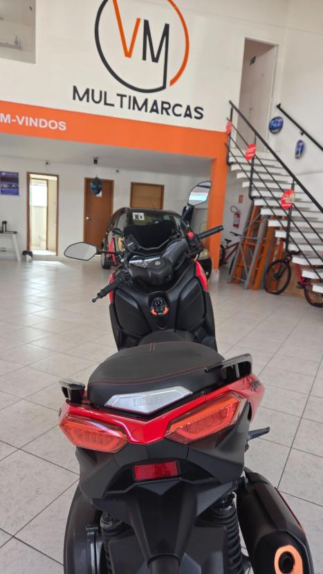 YAMAHA Xmax 250 , Foto 4
