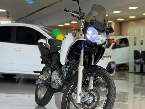 YAMAHA XTZ 250 TENER�, Foto 2