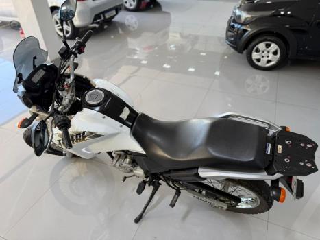 YAMAHA XTZ 250 TENER�, Foto 7