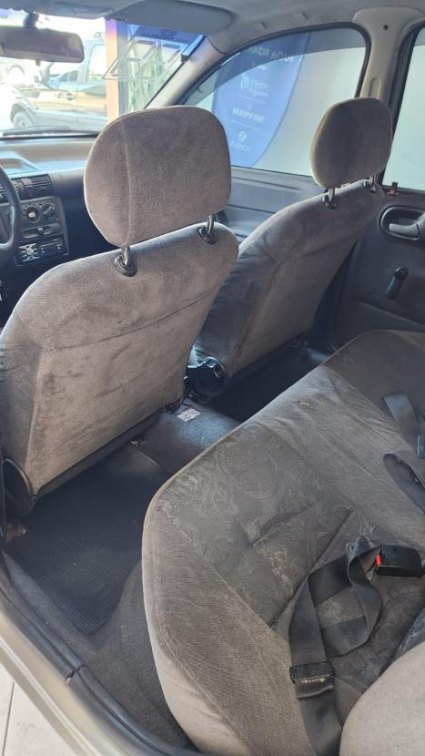 CHEVROLET Corsa Sedan 1.6 GL 4P, Foto 11