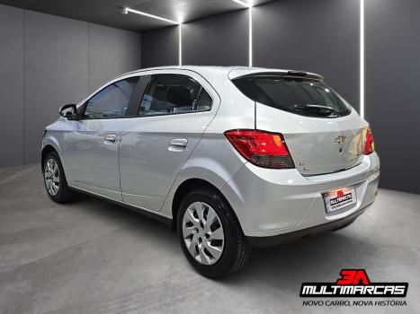 CHEVROLET Onix Hatch 1.4 4P FLEX LT, Foto 3