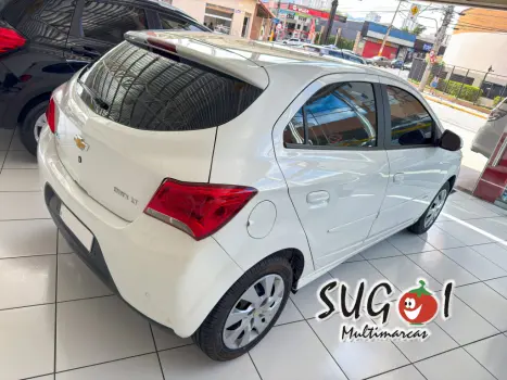 CHEVROLET Onix Hatch 1.4 4P FLEX LT, Foto 6