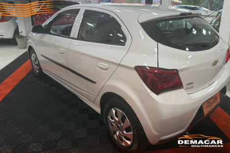 CHEVROLET Onix Hatch 1.0 4P FLEX LT, Foto 3