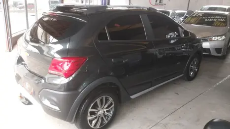 CHEVROLET Onix Hatch 1.4 4P FLEX ACTIV AUTOMTICO, Foto 4