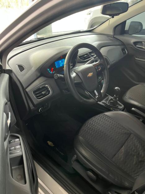 CHEVROLET Onix Hatch 1.4 4P FLEX LTZ, Foto 3