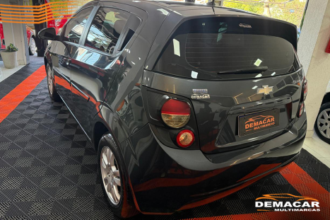 CHEVROLET Sonic Hatch 1.6 16V 4P LT FLEX, Foto 5