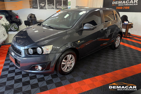 CHEVROLET Sonic Hatch 1.6 16V 4P LT FLEX, Foto 8