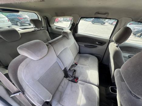CHEVROLET Spin 1.8 4P FLEX ACTIVE, Foto 4