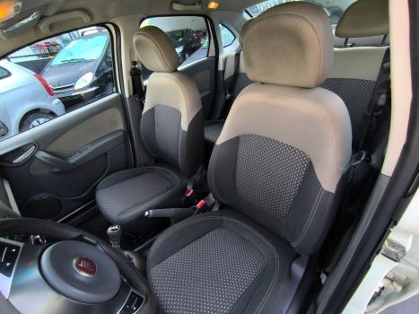 FIAT Grand Siena 1.6 16V 4P ESSENCE FLEX, Foto 13