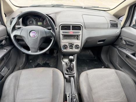 FIAT Punto 1.4 FLEX 4P, Foto 7