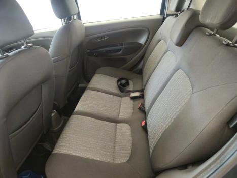 FIAT Punto 1.6 16V 4P FLEX ESSENCE SP DUALOGIC AUTOMATIZADO, Foto 9
