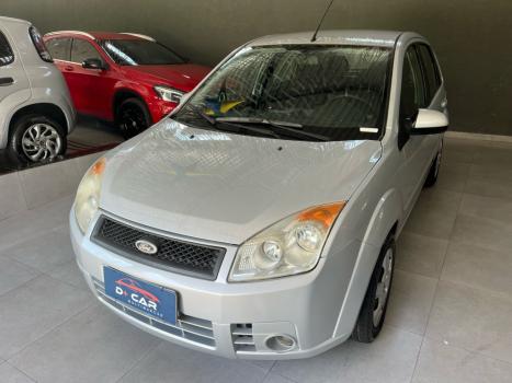 FORD Fiesta Hatch 1.6 CLASS, Foto 2