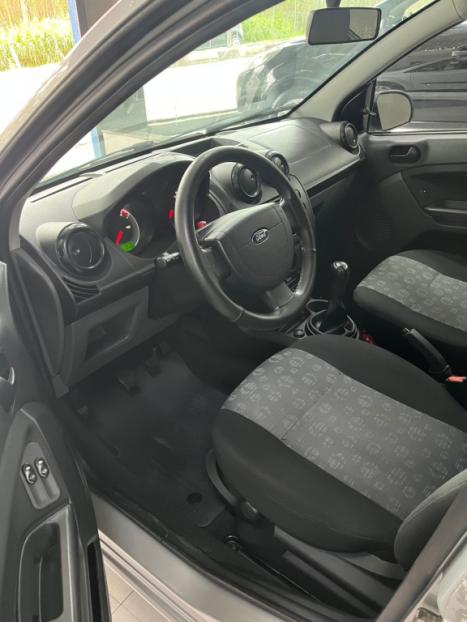 FORD Fiesta Hatch 1.0 4P FLEX, Foto 3