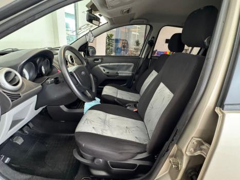 FORD Fiesta Hatch 1.6 4P CLASS FLEX, Foto 9
