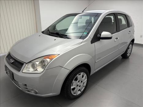 FORD Fiesta Hatch 1.6, Foto 3