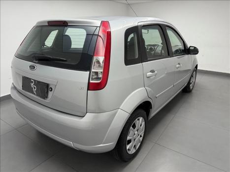 FORD Fiesta Hatch 1.6, Foto 5