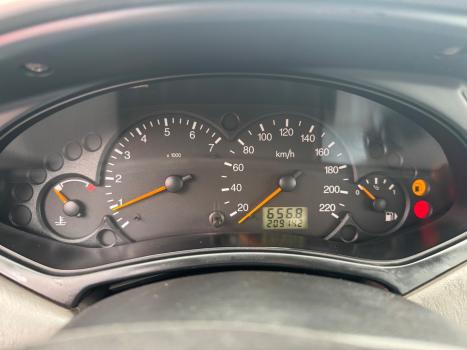 FORD Focus Hatch 1.6 4P, Foto 16
